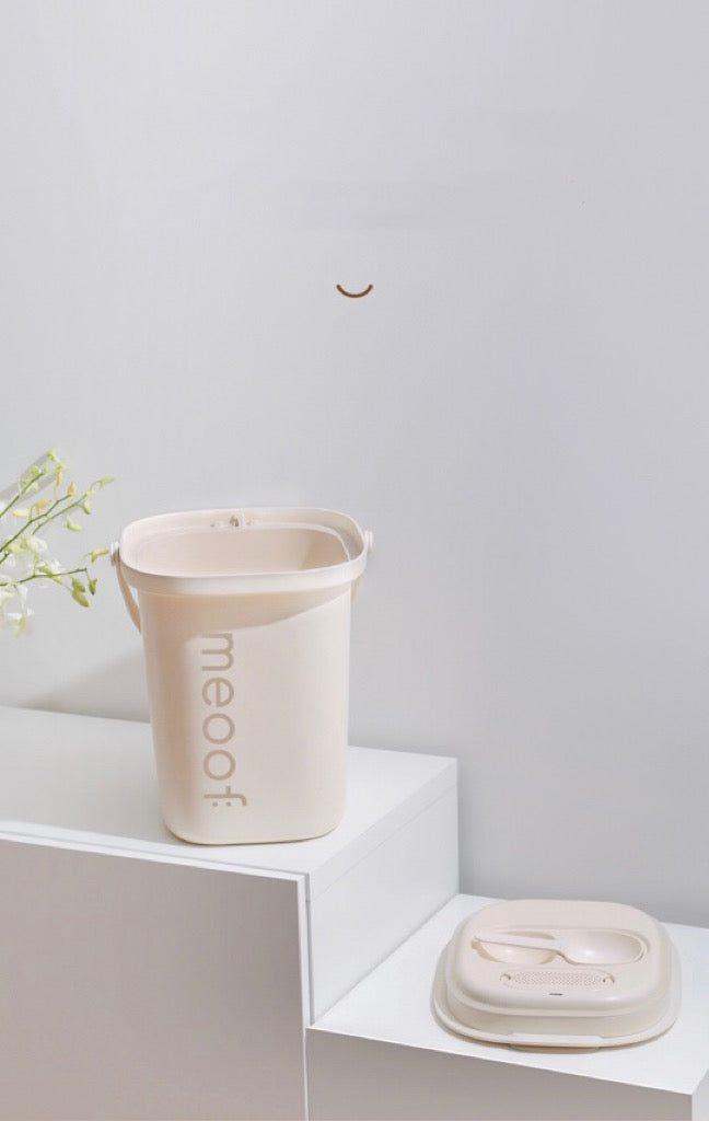MEOOF Pet Automatic Vacuum Food Storage Bucket